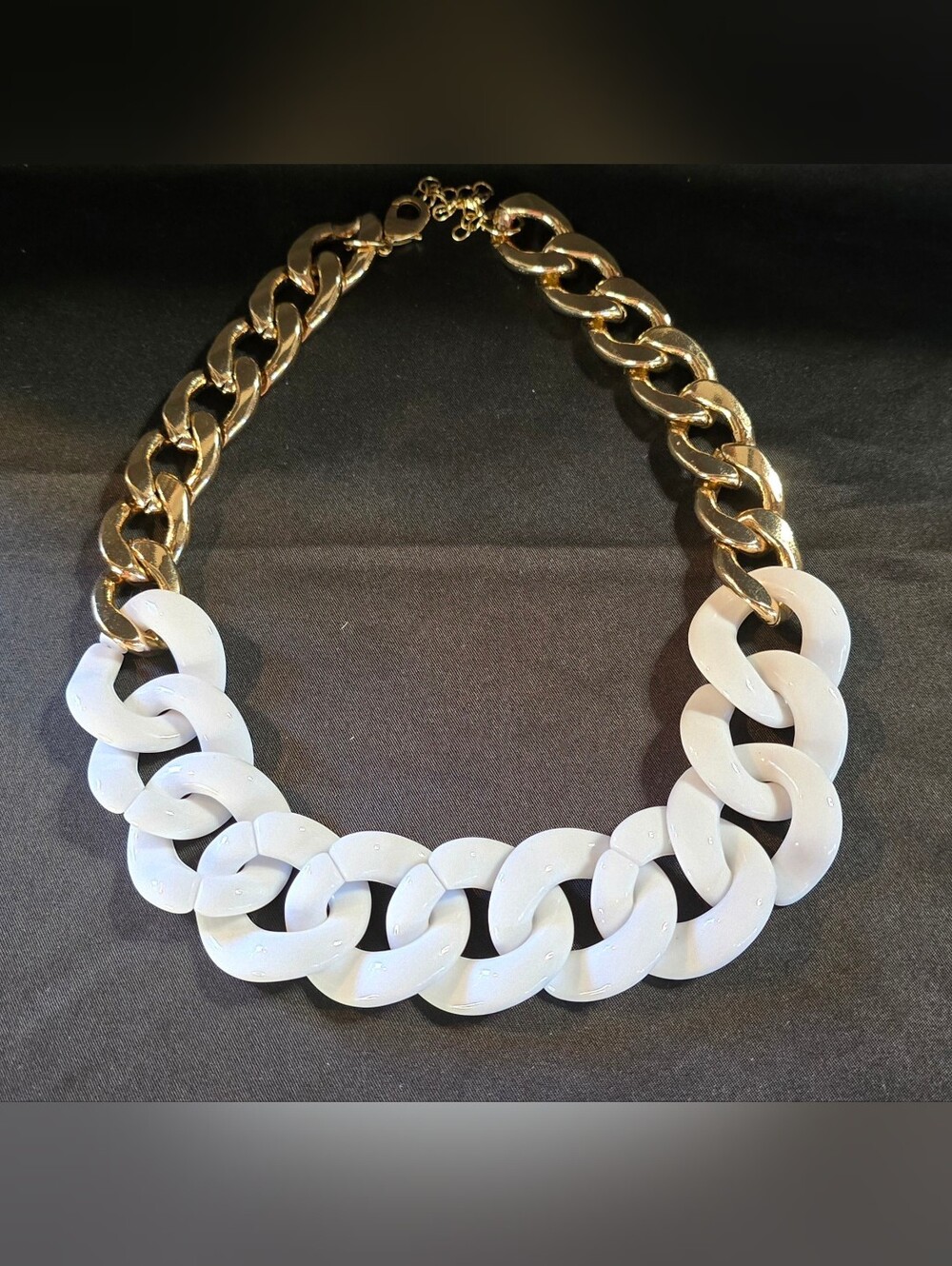 Chunky Two-Tone Acrylic and Gold Curb Chain Link Statement Necklace